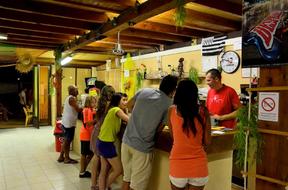 Le snack du camping al sol d'argeles sur mer est � votre �coute 7jours sur 7