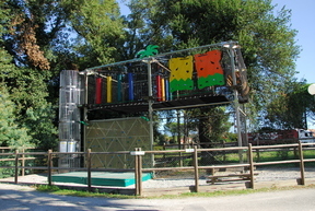 trampoline et double tyrolienne.